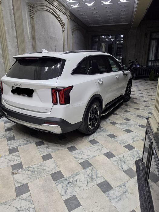 KIA sorento 2024yil