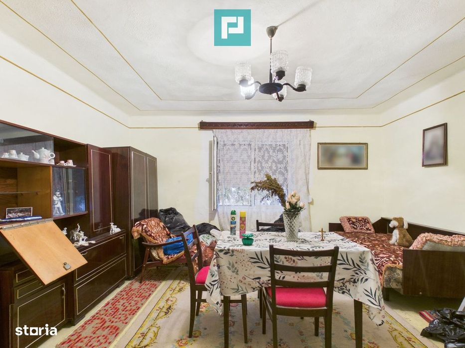 Casă  2 corpuri și 4 camere teren 1440 mp în Macea