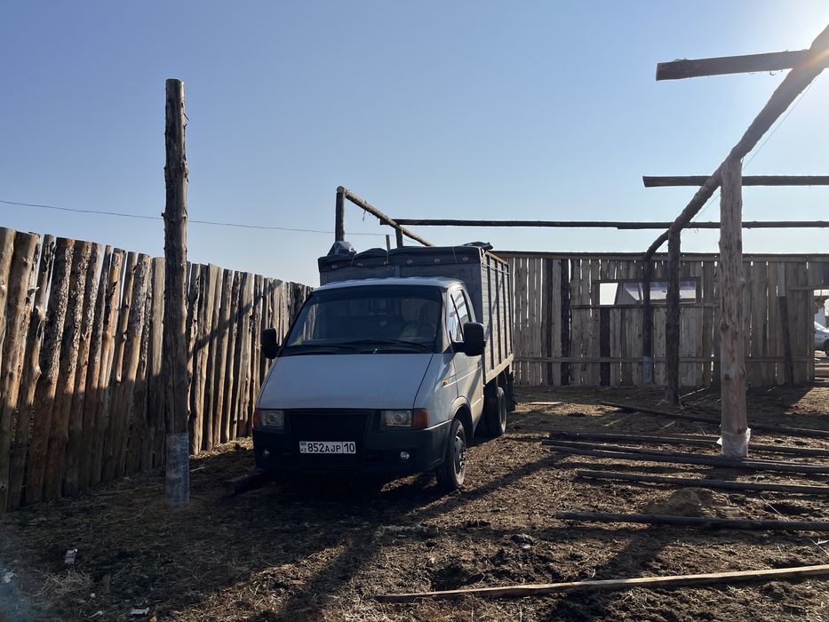 Газель бортовой.