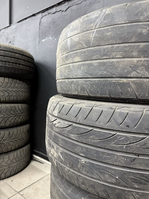 Продам Yokohama 245/40 R18