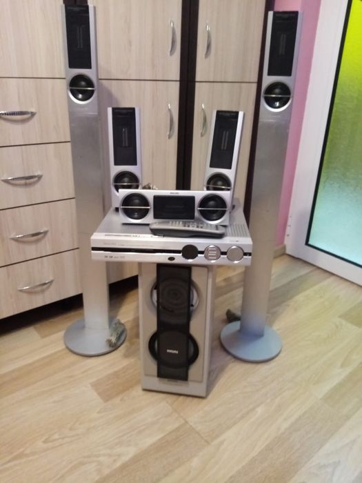 Домашно кино Филипс 5.1