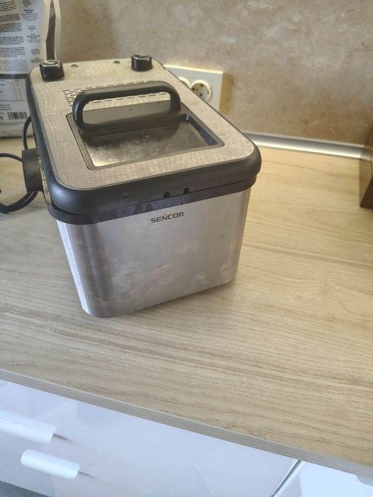 Фритюрник  3.2литра