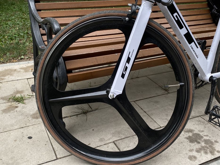 Велосипед фикс GT Racermax USA