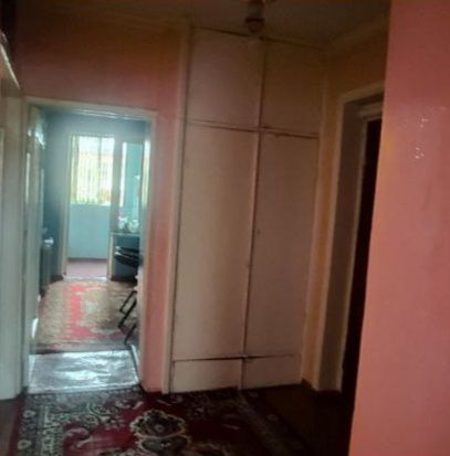 Uy sotiladi. Продаётся 2х комнатная квартира в Центре города.