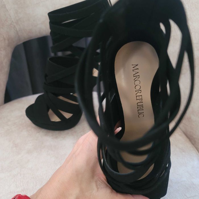 Дамски елегантни различни чисто нови обувки