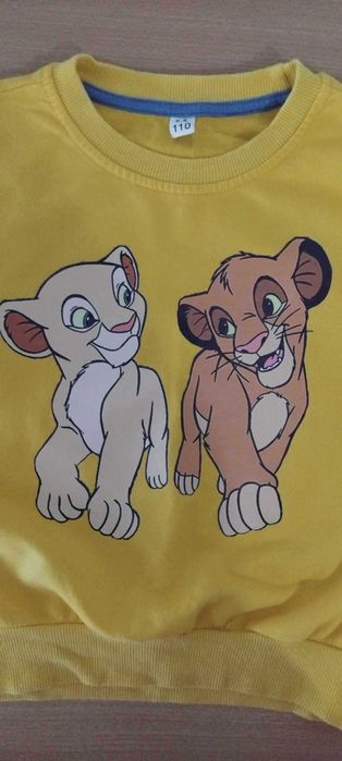 Детска блуза Симба и Нала.Размер: 110см.