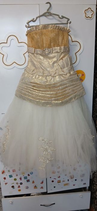 Шикарное вечернее платье для девочки 7-9 лет