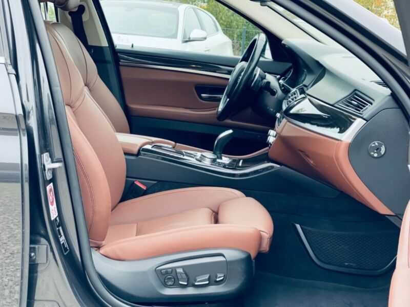 BMW Seria 5 Luxury | 530D xDrive | 4x4 | automata | inmatriculat ro