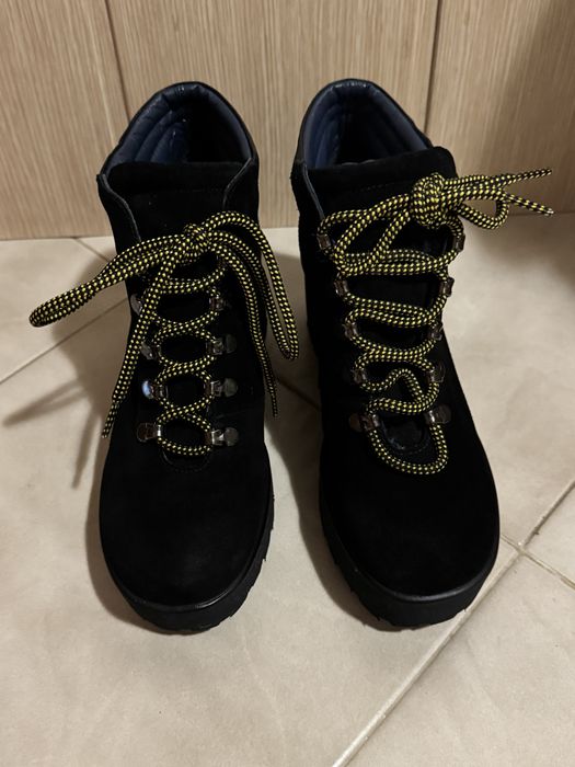 Дамски боти Pollini