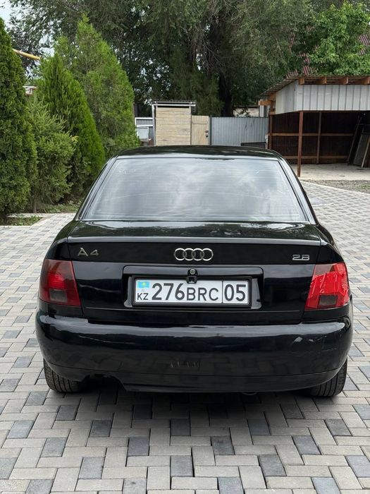 Ауди А4  1995 автомат
