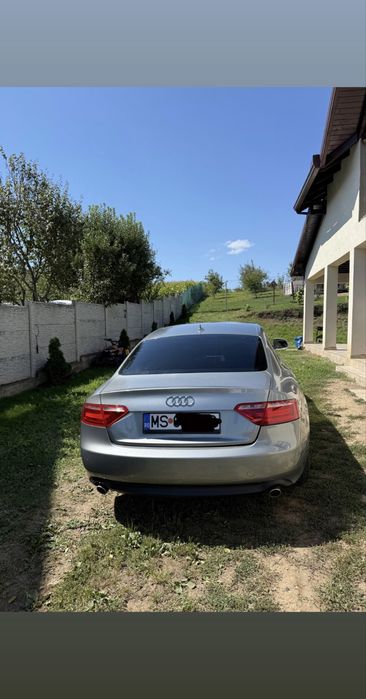 * AUDI A5 2009 *
