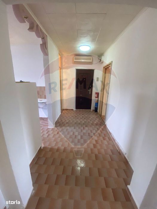 Apartament cu 3 camere de vânzare în zona apreciata