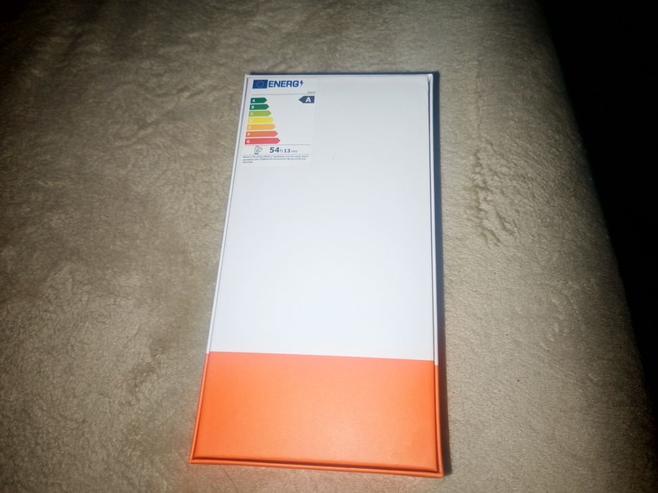 Продам новый телефон .