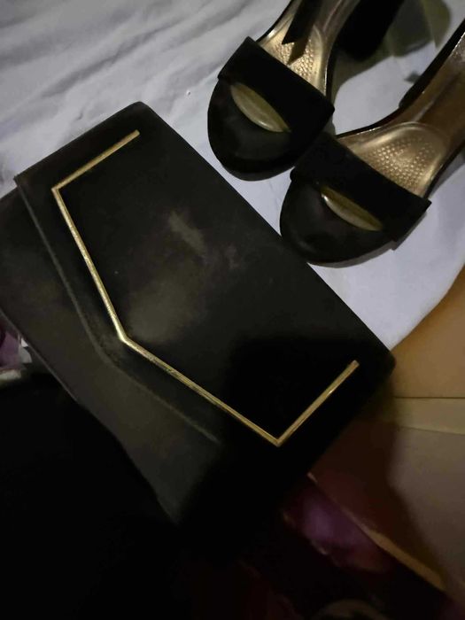 Черна официална чанта тип портмоне