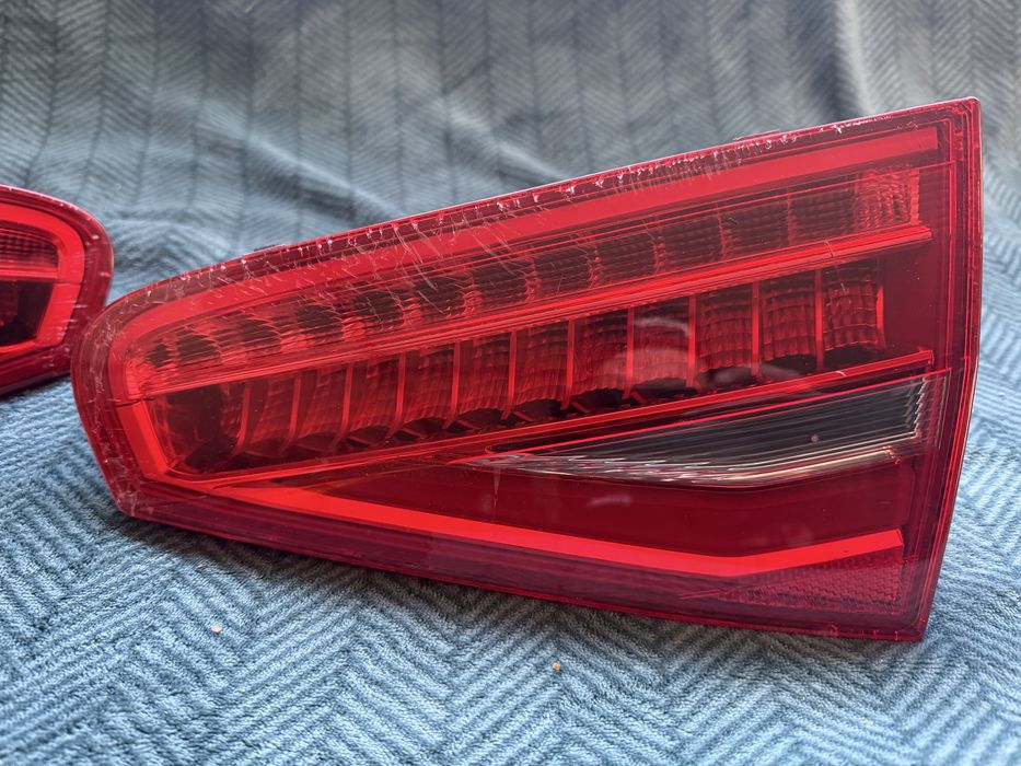 Set stopuri led audi a4 b8.5 cu mici defecte sedan berlina