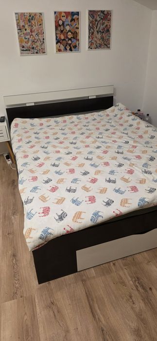 Pat doua persoane 140x200 cu lada + saltea spuma