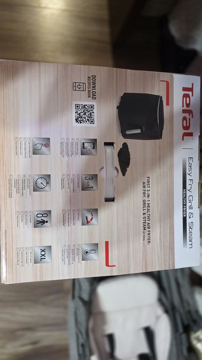 Friteuza cu aer cald Tefal  FW201815
St