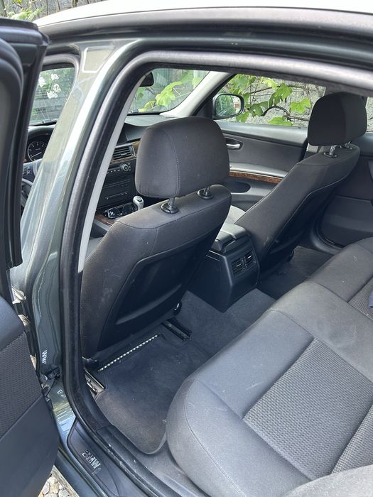 BMW E90  320i N43
