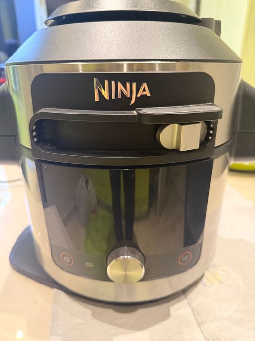 Ninja (Air Fryer) - почти неизползван