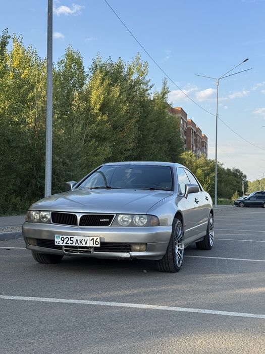 Mitsubishi Diamante