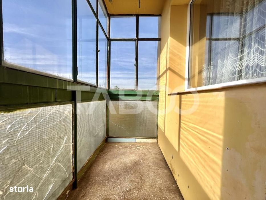Apartament cu 3 camere de vanzare in Manastur izolat 2 balcoane boxa