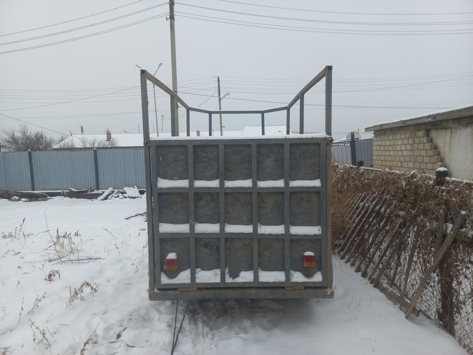 Продам прицеп коневозка