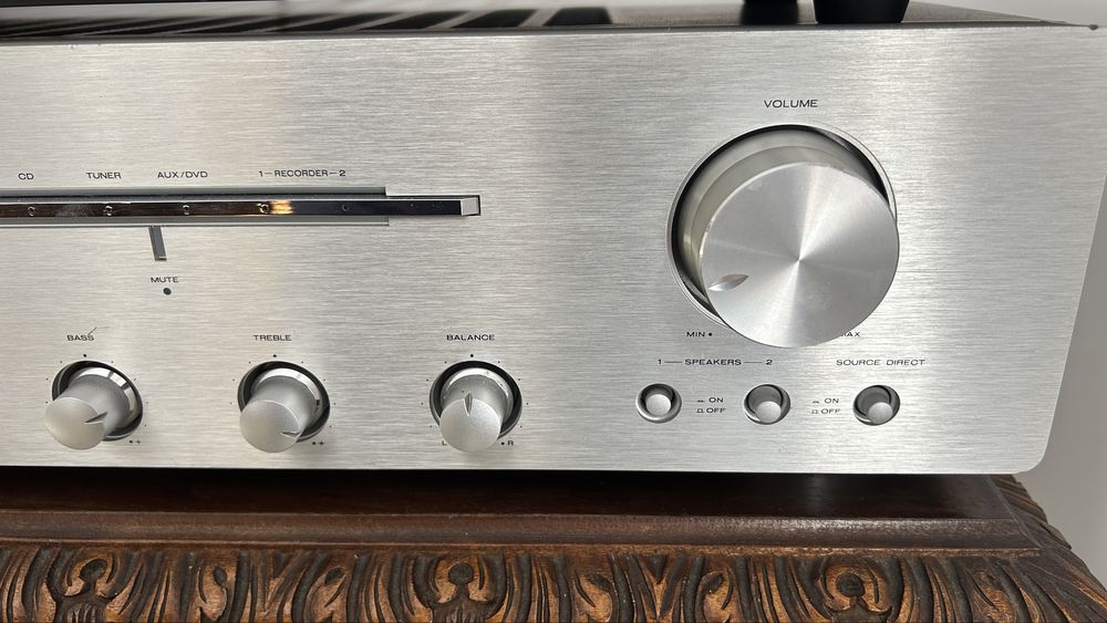 Marantz PM 7001, amplificator cu telecomanda