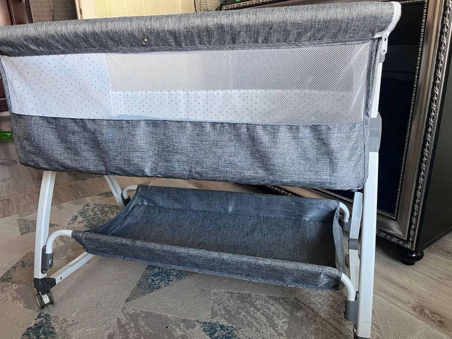 Продам кроватку с шезлонгам