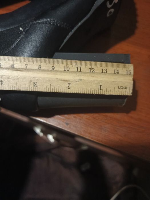 Продаю сапожки осень весна