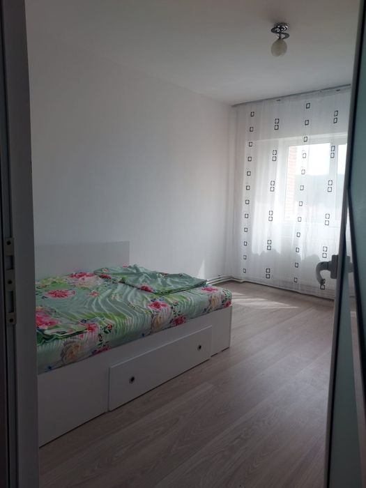 Ofer spre închiriere garsoniera Mioveni