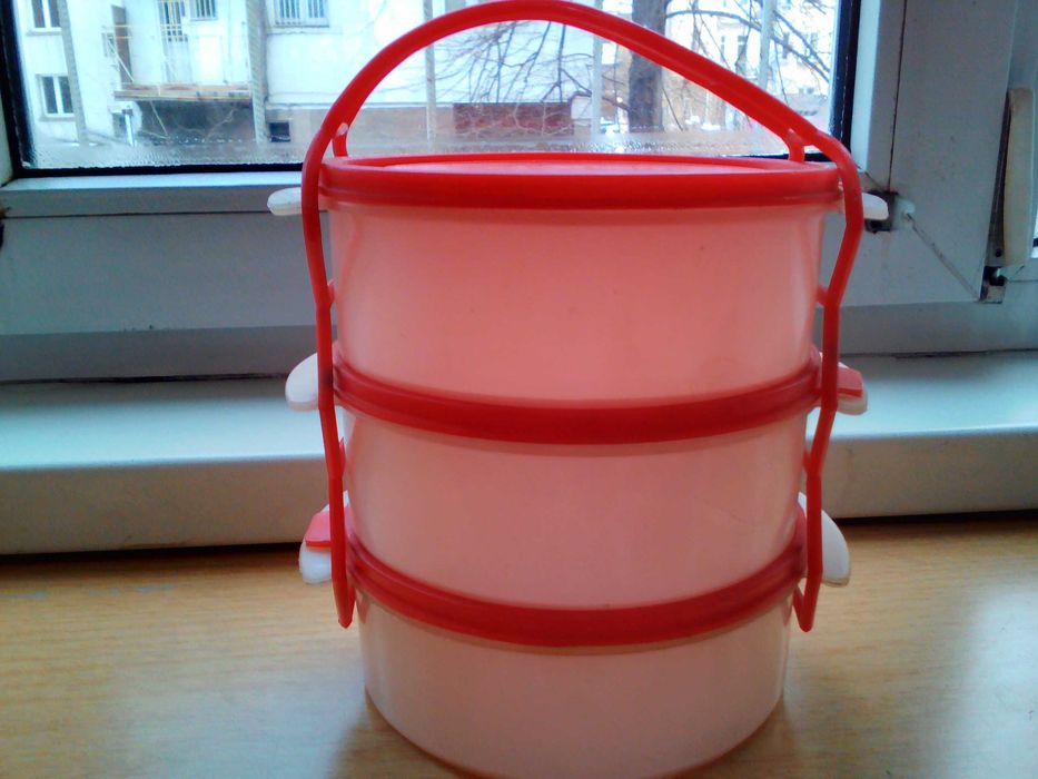 продавам комплекти прибори, чаши и др.