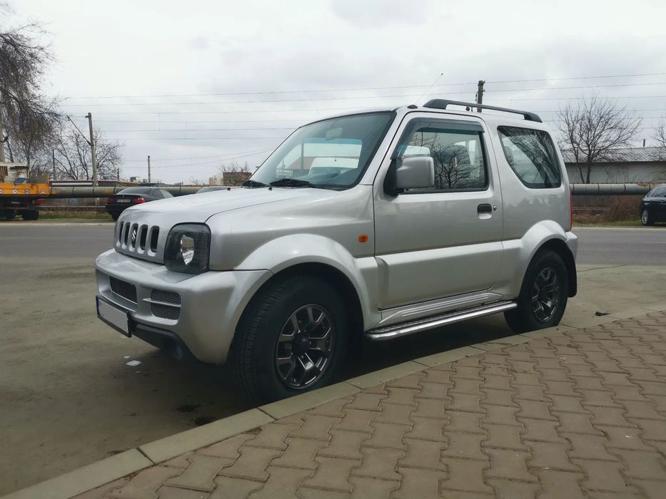 Suzuki Jimny - cutie automata