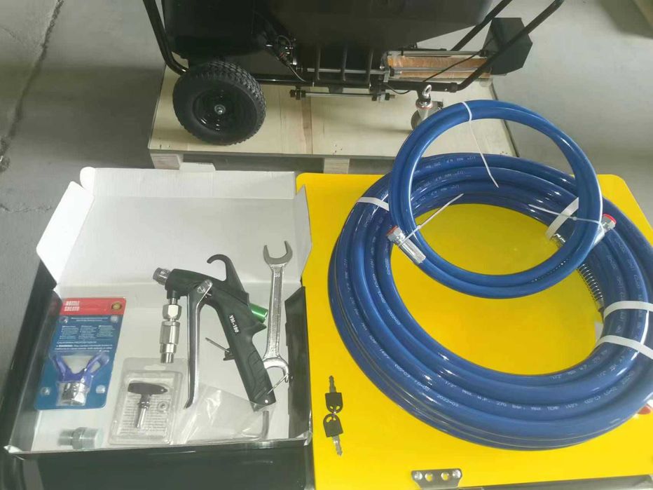 Pompa pentru gleturi si zugraveli Visoli HP30 putere 3000W