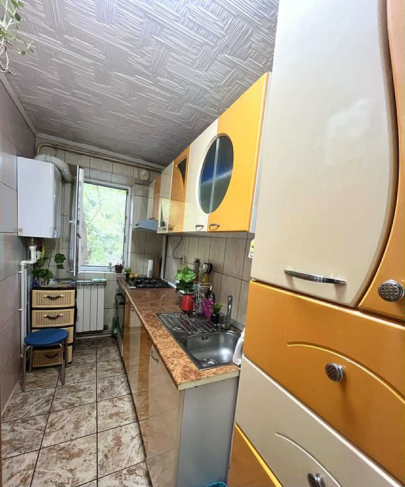 Vand Apartament 2 Camere Etaj 1