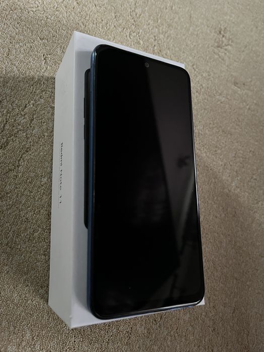 Продам Redmi Note 11