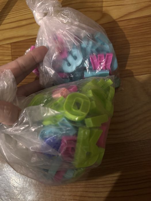 Продам детский мельберт и мячик попрыгун