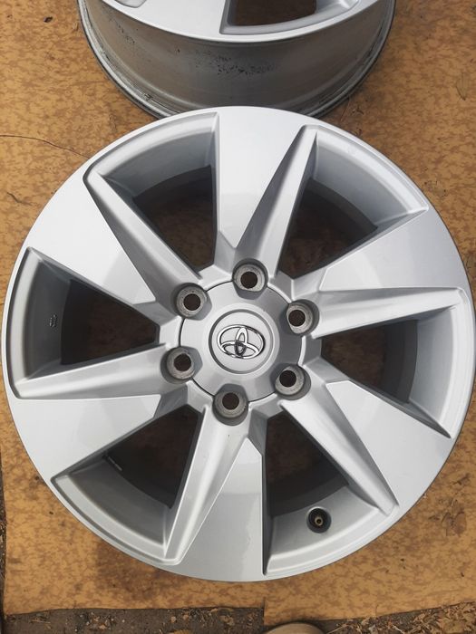 Продам диски р17 прадо оригенал.