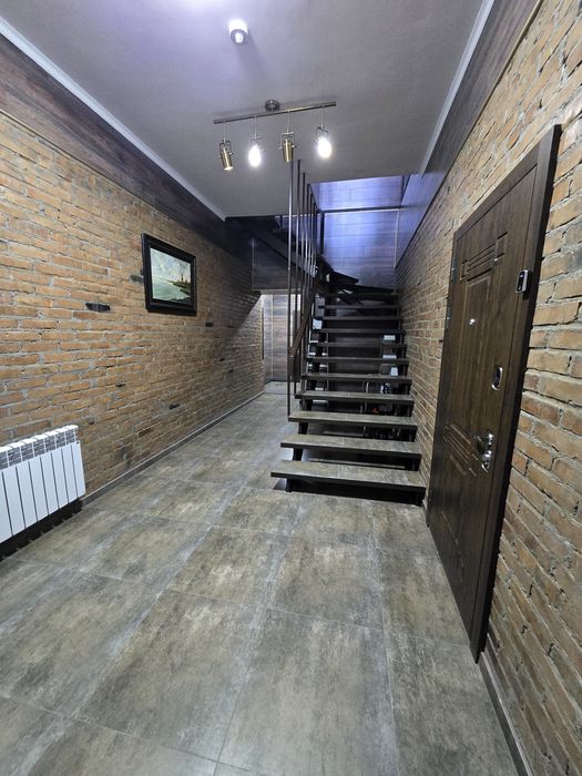 4 ком Горпарк,обл. Акима, 2 уровня, 400+