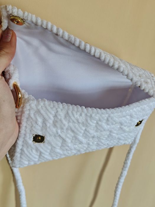 Нова дамска чанта