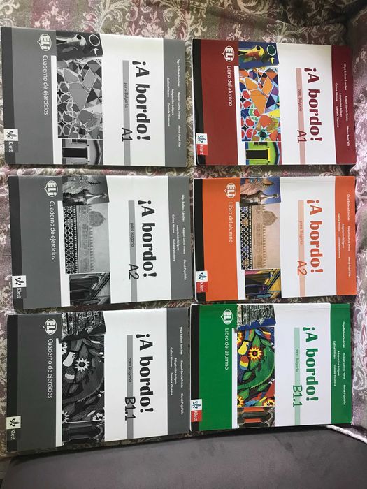 Учебници и тетрадки по испански език ¡A bordo!, Tú mismo, La Escalera