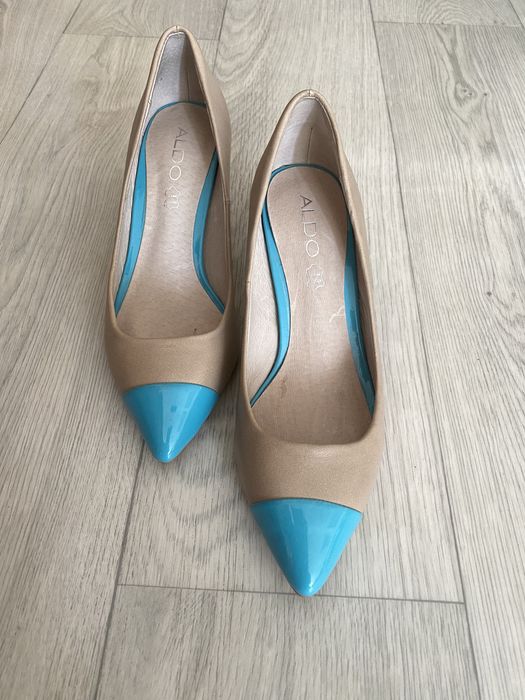 Продам коженные туфли лодочки