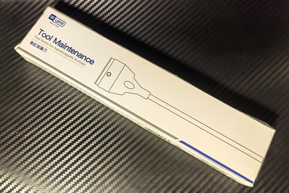 Чистачка за стъкло на аквариум.   Тест за вода и аквариум.