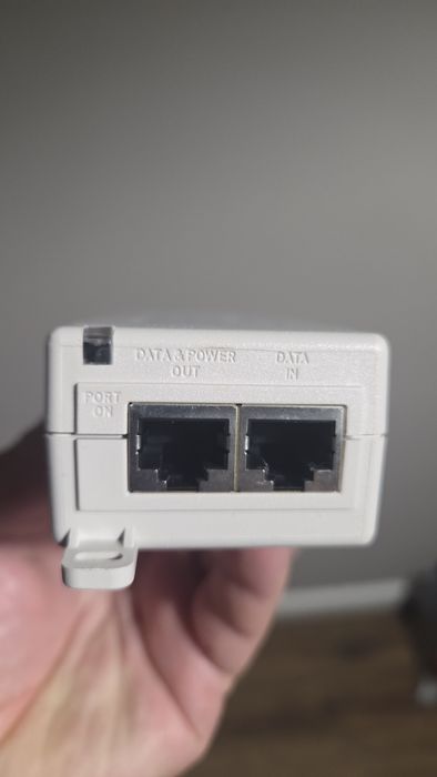 AXIS Network POE