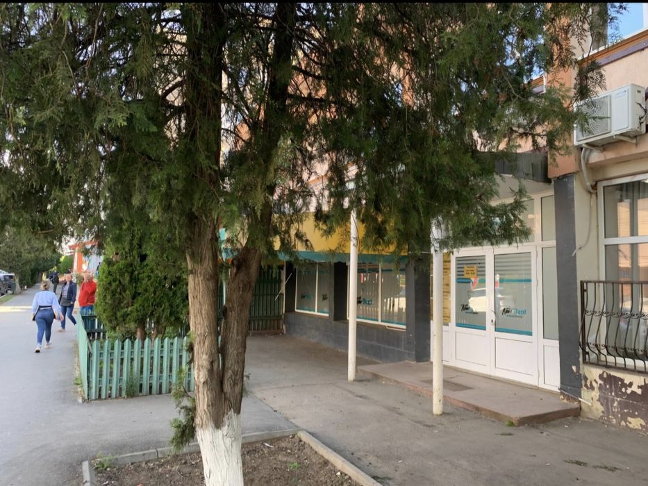 Inchiriez spatiu Targu Bujor- Galati, 105mp