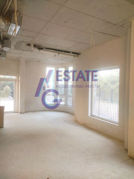 Продава се Заведение в Бургас, Зорница - 225 кв.м за 676 €/кв.м - Снимка #3