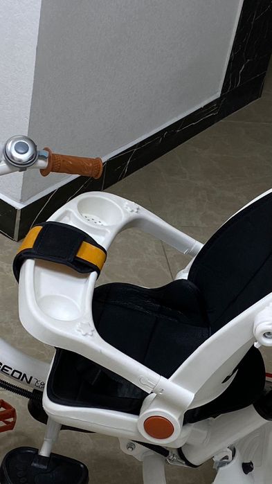 Велик-коляска