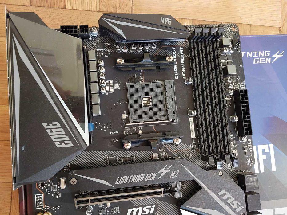 MSI MPG X570 Gaming Edge Wi-Fi - дънна платка