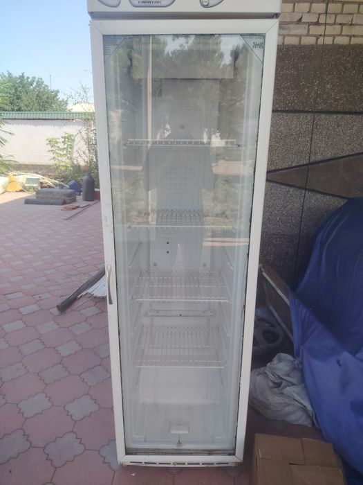 Холодильник витрина