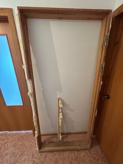 Срочно ! Продам дверь