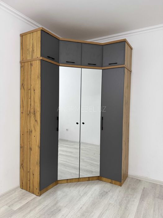 Угловой шкаф с антресолью